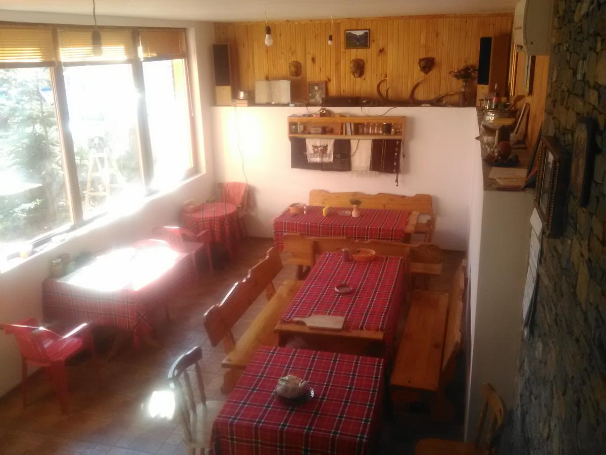 Villa Lilia Apriltsi  Esterno foto